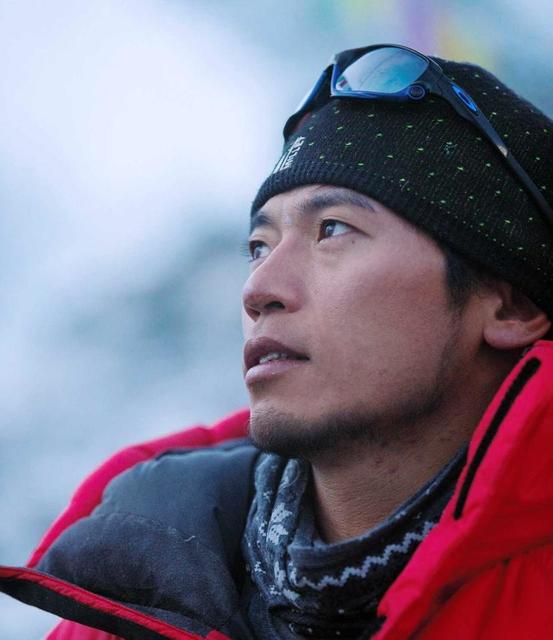 栗城史多さん死去 指9本失った登山家 下山中に低体温症か 芸能 デイリースポーツ Online 栗城史多さん死去 指9本失った登山家 下山中に低体温症か 芸能 デイリースポーツ Online