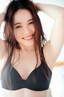 下着モデルに挑戦した平野ノラ