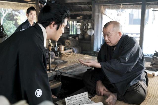 鶴瓶 西郷どん で大暴れ １９年ぶりｎｈｋ大河 岩倉具視役 ほとんどアドリブ 芸能 デイリースポーツ Online