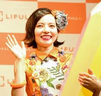 新恋人が発覚したベッキー＝東京・千代田区のＬＩＦＵＬＬ本社