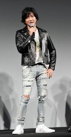 ゲームのキャラクターの衣装そのままで登場した木村拓哉＝六本木ミッドタウンホール（撮影・三好信也）