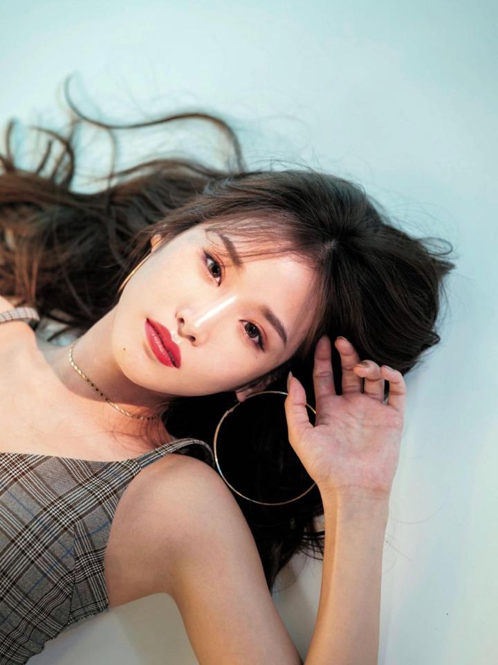 「ＪＥＬＬＹ」専属モデルに決まった益田アンナ