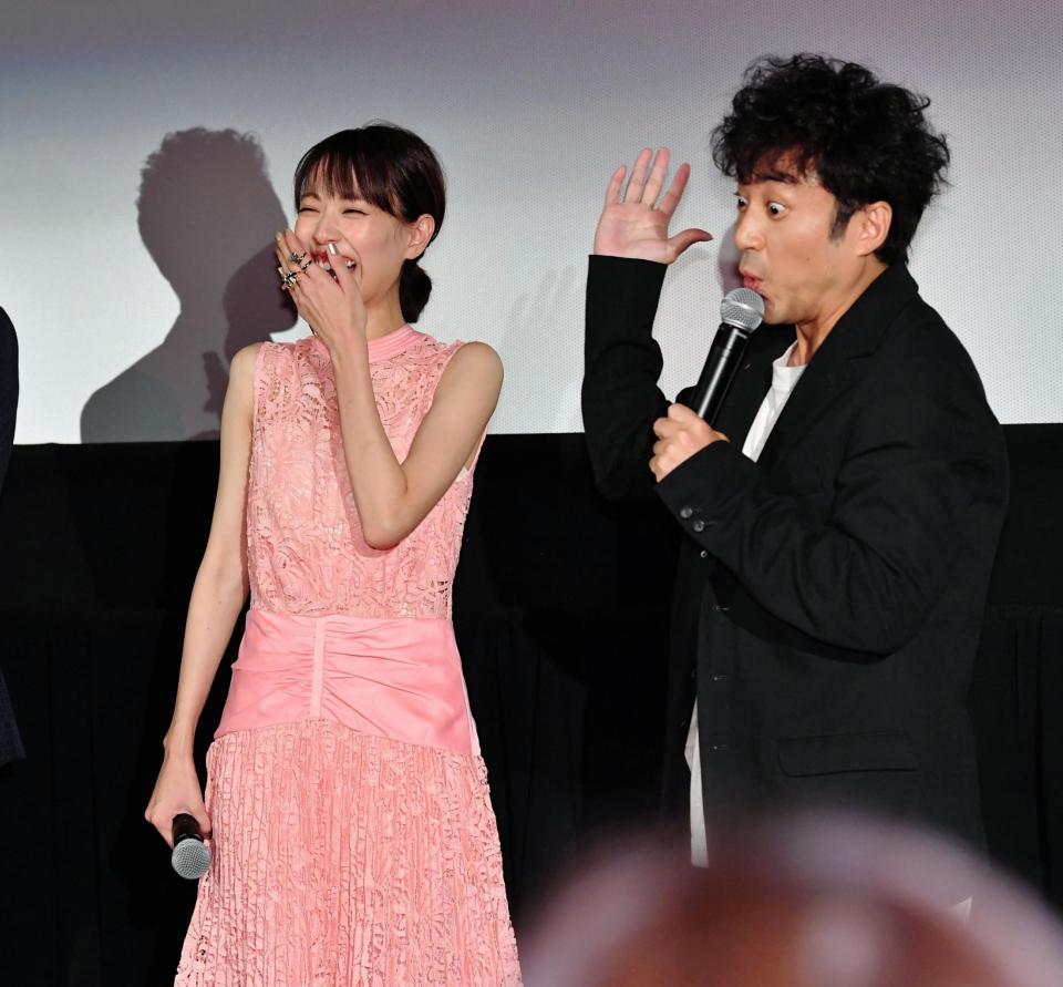 戸田恵梨香 恋人役のムロを どうやって好きになれば と爆笑 芸能 デイリースポーツ Online