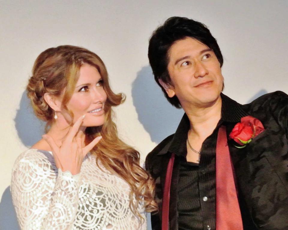 川崎麻世、カイヤ（２０１５年撮影）