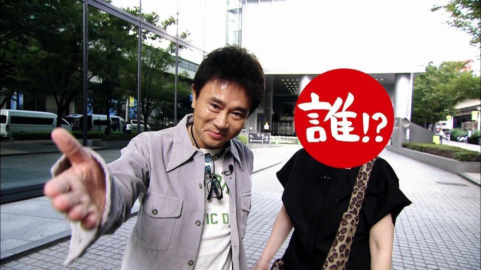 ロケを行った浜田雅功（左）（Ｃ）ＭＢＳ