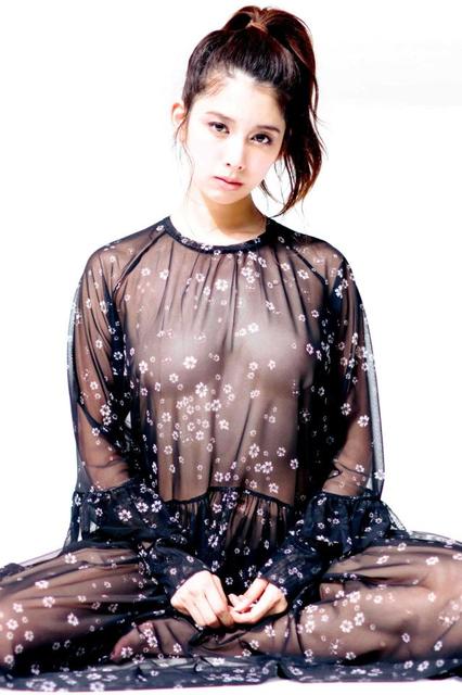 結城モエ 慶大法学部卒のインテリ美人女優が初ヌード写真集/芸能/デイリースポーツ online