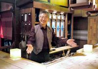 　「５ｔａｐ」マスター役の松尾貴史