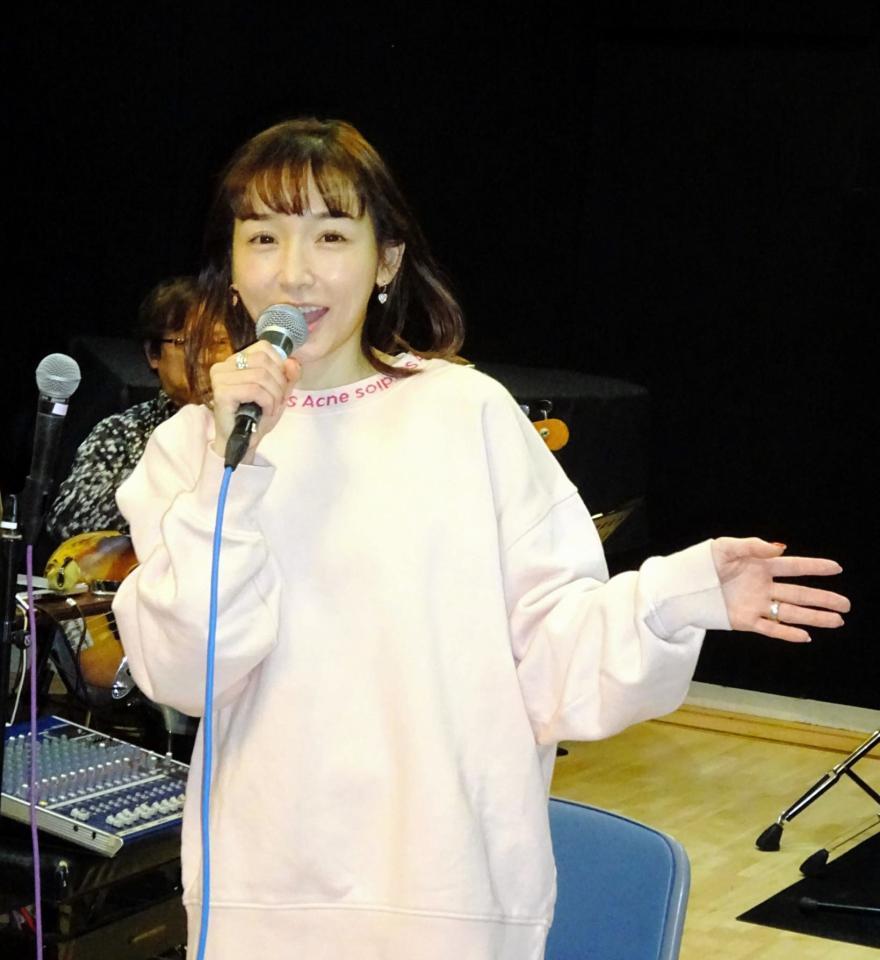 加護亜依 ４人目出産した辻希美を すごい 自身の３人目は 今のところなし 芸能 デイリースポーツ Online
