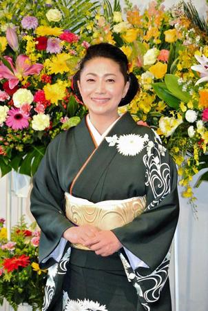 　紅白歌合戦で布袋と競演することが発表された石川さゆり