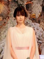 ピンクのドレスで登場した深田恭子＝東京・ＫＩＴＴＥ