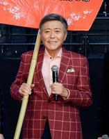 　がん手術後初めてイベント出演した小倉智昭＝東京ドーム（撮影・三好信也）