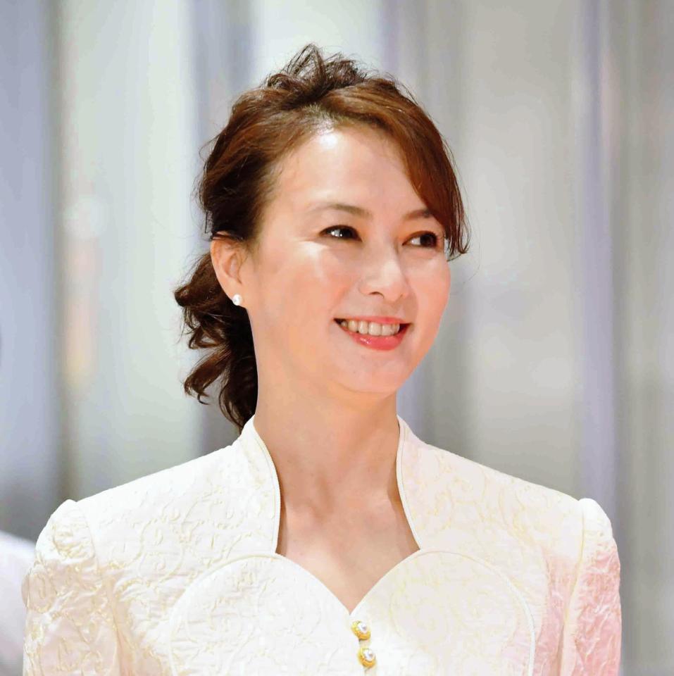 河野景子