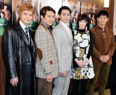 　取材会に出席した（左から）猪塚健太、高橋光臣、加藤和樹、鳳稀かなめ、松田悟志＝都内