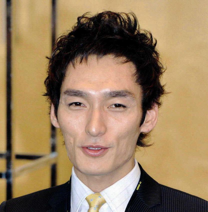 　新井容疑者と映画で共演した草なぎ剛