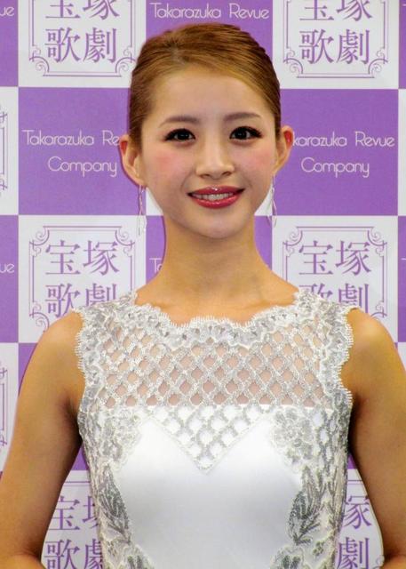 星組トップ娘役 綺咲愛里 最後まで相手役として全うしたい トップ紅同時退団 芸能 デイリースポーツ Online