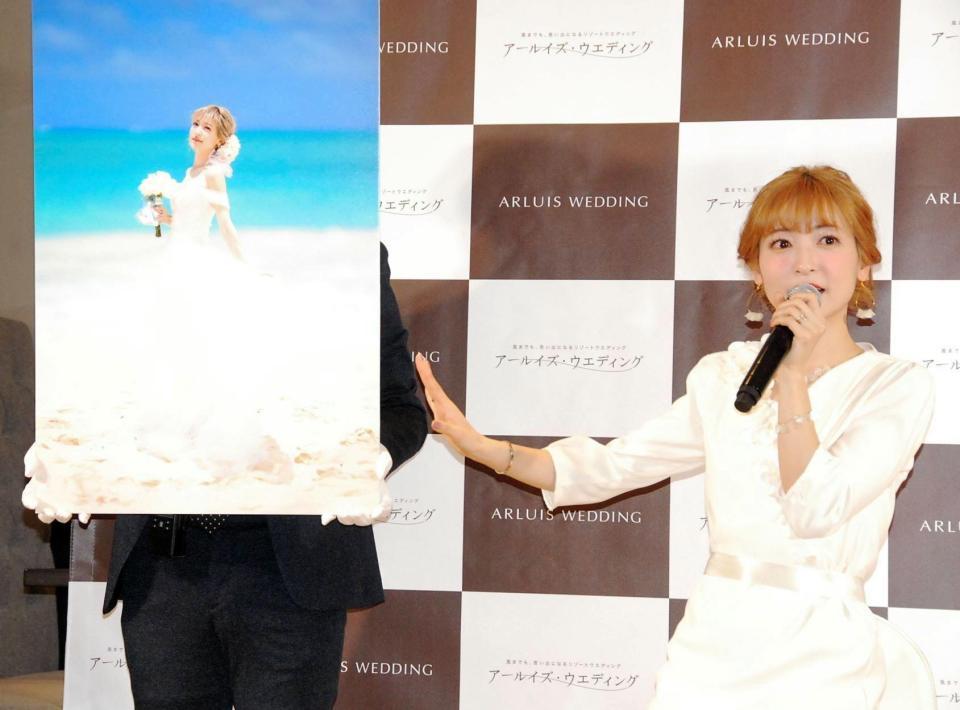 　結婚生活について語った神田沙也加＝東京・新宿