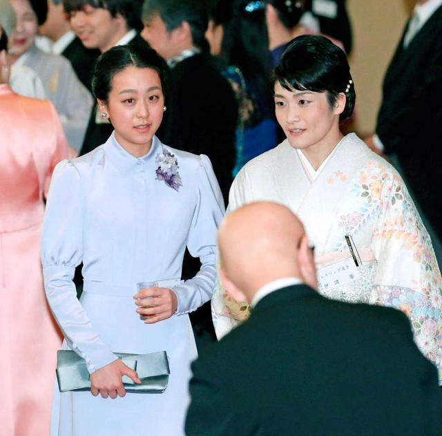 真央さん「一生の宝物」天皇陛下即位30周年宮中茶会に“平成の顔