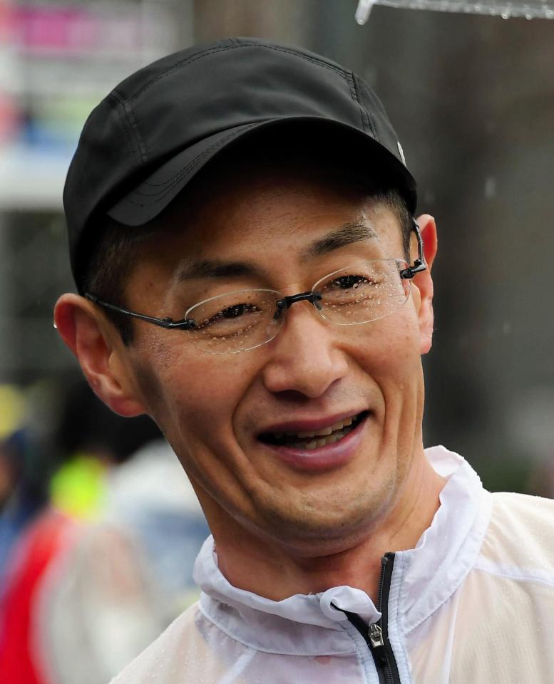 山中伸弥所長が東京マラソン完走 速報値で3時間半切りも 自己更新ならずで残念 芸能 デイリースポーツ Online 山中伸弥所長が東京マラソン完走 速報値で3時間半切りも 自己更新ならずで残念 芸能 デイリースポーツ Online