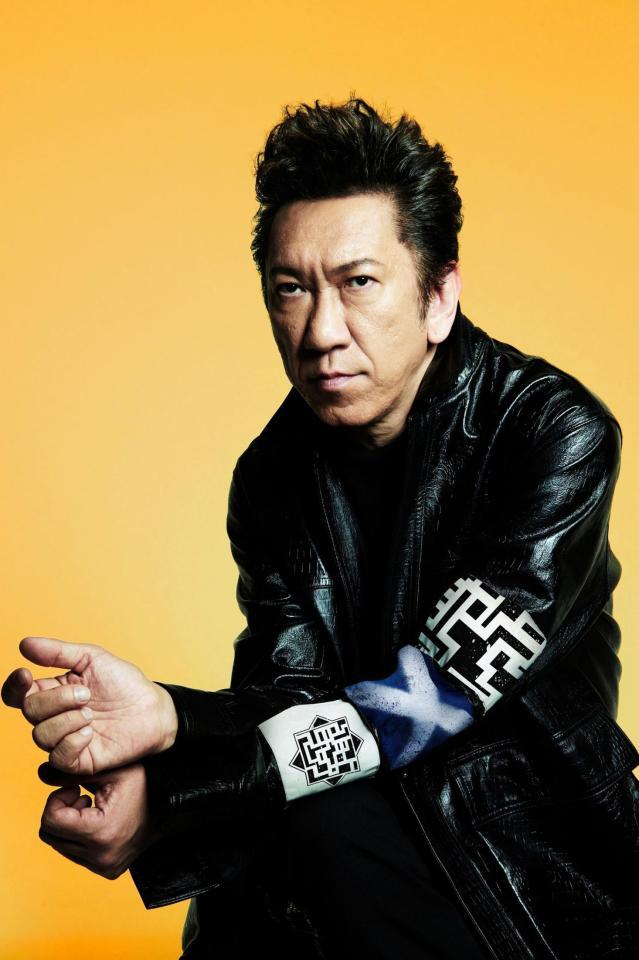 　石川さゆりとコラボした布袋寅泰