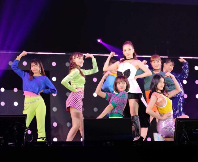 チュニキャン感激 元KARAのHARAと「ミスター」共演/芸能