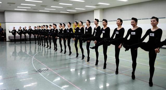 宝塚歌劇団１０５期生 ラインダンス披露 印象に残る初舞台生に 平成最後で令和最初 芸能 デイリースポーツ Online