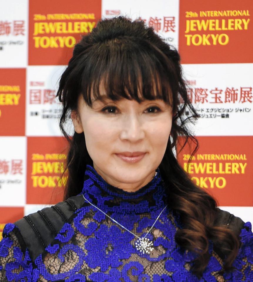 浅野ゆう子 Ｗ浅野の関係を明かす「おそらく、仲良くしない方がいいと…」/芸能/デイリースポーツ online