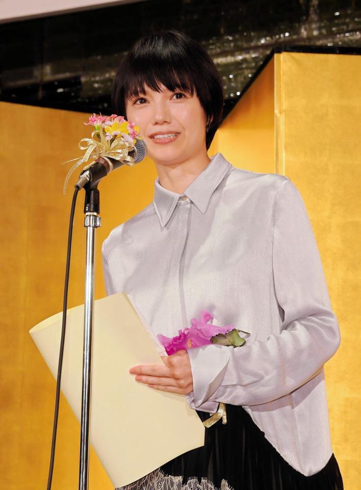 第２７回「橋田賞」を受賞して喜びを語る宮崎あおい＝ホテルニューオータニ（撮影・堀内翔）