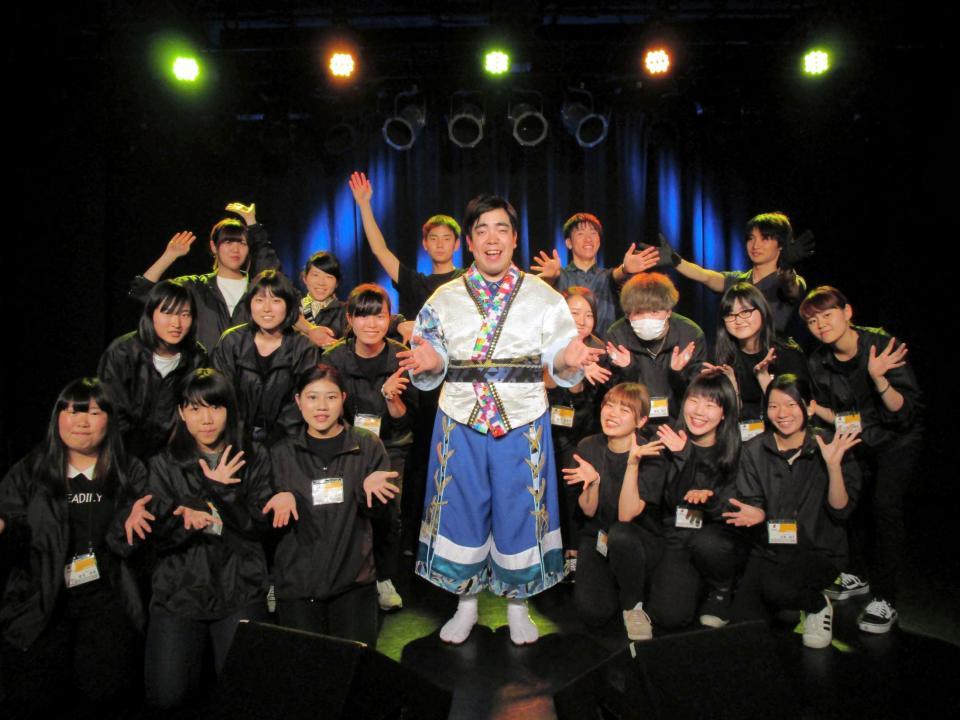 地元大阪で初のファンミーティングを行った徳永ゆうき＝大阪・放送芸術学院専門学校