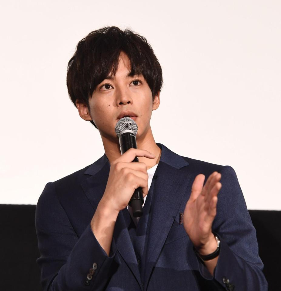 松坂桃李 映画舞台あいさつで曜日を間違えた 日曜日にお越し頂き 芸能 デイリースポーツ Online