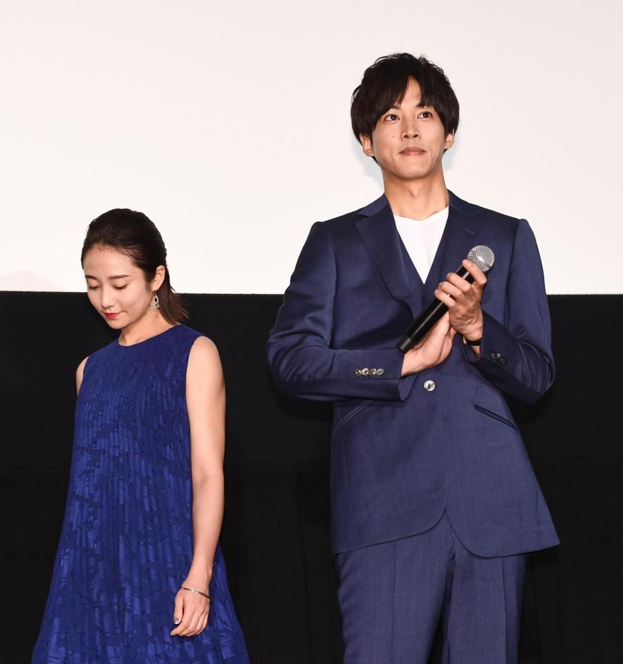 松坂桃李 映画舞台あいさつで曜日を間違えた 日曜日にお越し頂き 芸能 デイリースポーツ Online