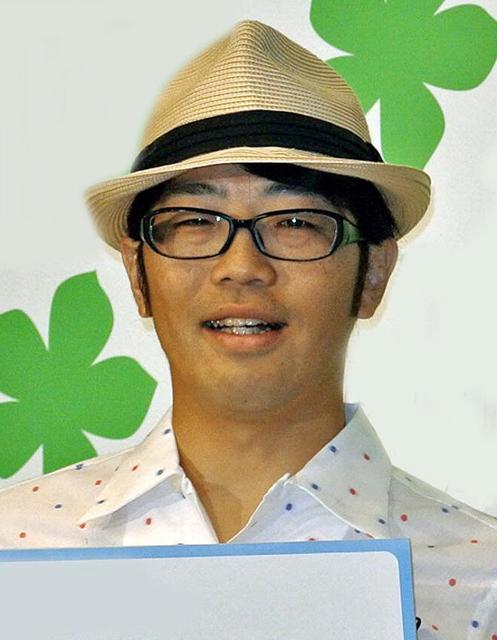 ドランク鈴木 中学同級生と３ショット 横にはさかなクンと ネット 本当に同級生 芸能 デイリースポーツ Online