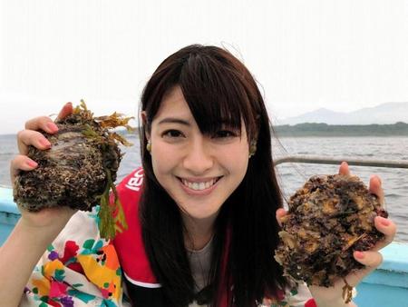 　鳥取の海を訪問した瀧本美織