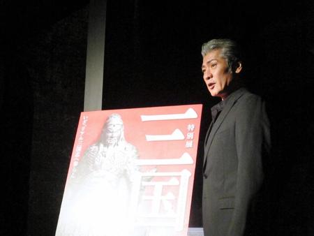 特別展「三国志」の内覧会を訪れ、取材に応じた吉川晃司＝東京国立博物館平成館