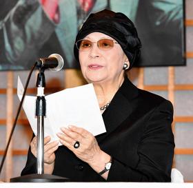 裕次郎さん三十三回忌欠席の渡哲也が手紙 まき子夫人が読み上げる 皆様方のお陰 芸能 デイリースポーツ Online