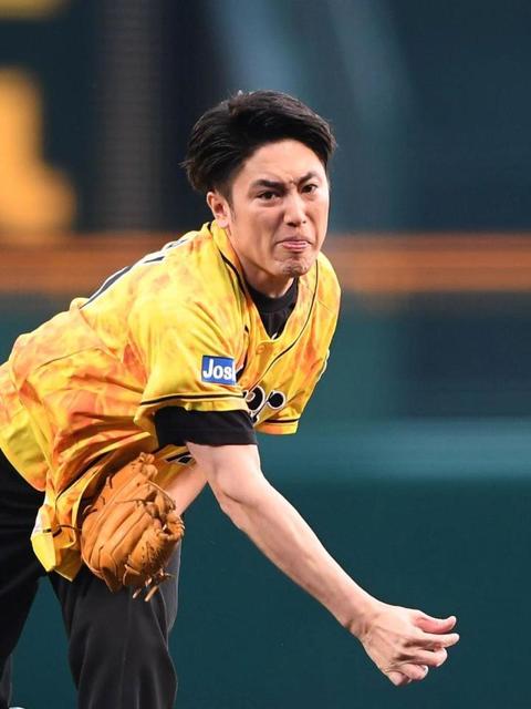 間宮祥太朗が始球式で139キロ、甲子園どよめく「夢のようですね」新
