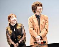 イベントに登場した永野芽郁（左）、山崎賢人＝東京・豊洲ＰＩＴ