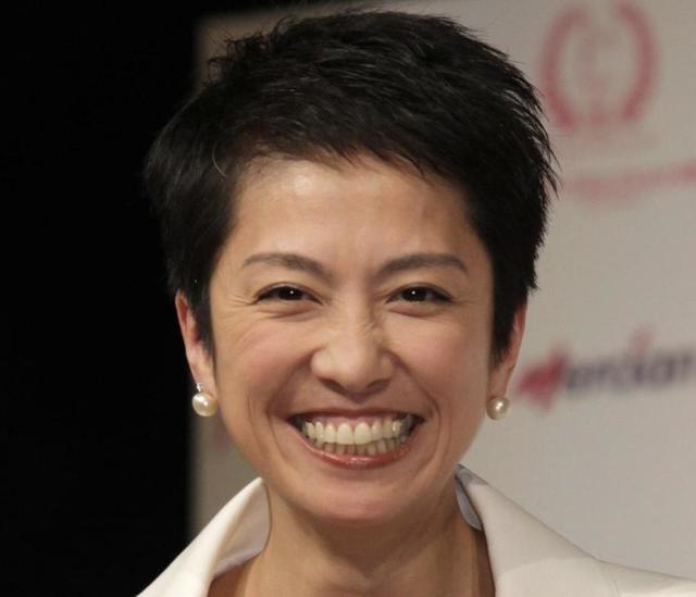 蓮舫氏 村田琳を溺愛 ドラマ撮影に現る 息子が見たい 学校行事も白スーツ 芸能 デイリースポーツ Online 蓮舫氏 村田琳を溺愛 ドラマ撮影に現る 息子が見たい 学校行事も白スーツ 芸能 デイリースポーツ Online
