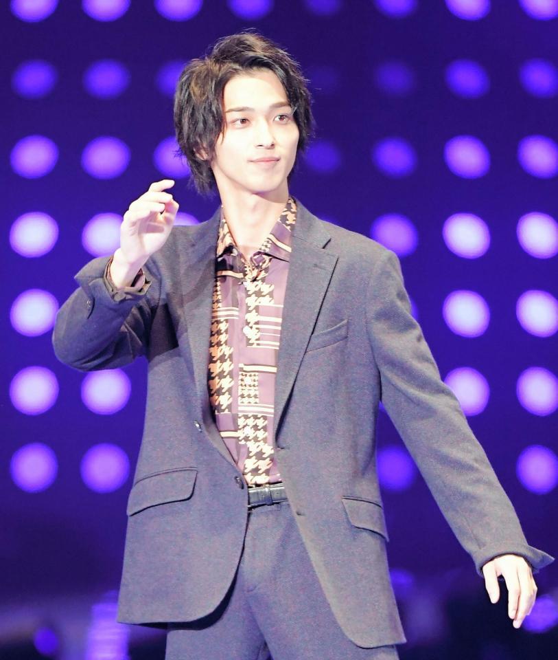 東京ガールズコレクションに登場した横浜流星＝さいたまスーパーアリーナ（撮影・堀内翔）