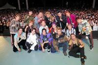 １万人のファンと結成５周年イベントを祝ったＴＨＥ　ＲＡＭＰＡＧＥ＝東京・代々木公園野外ステージ
