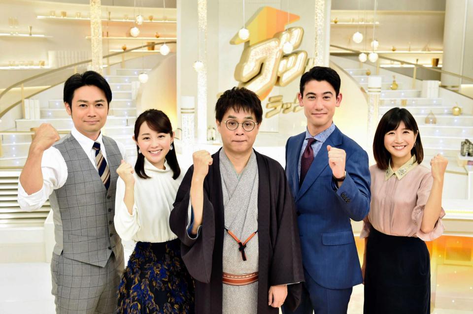 　会見した（左から）高野貴裕アナ、若林有子アナ、立川志らく、国山ハセンアナ、根本美緒