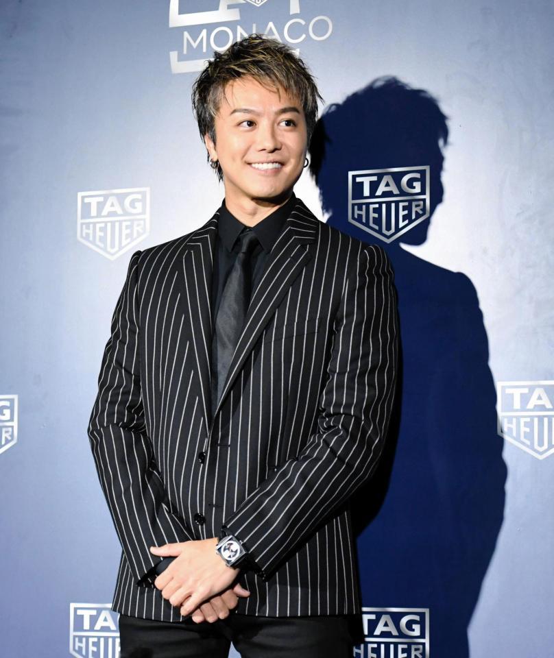 笑顔で囲み取材に応じるＴＡＫＡＨＩＲＯ＝東京国立博物館（撮影・棚橋慶太）