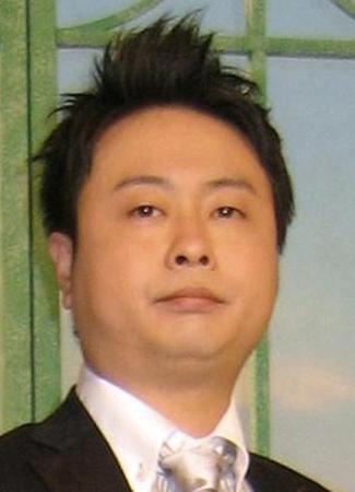 　次長課長の河本準一