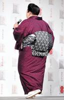 着物姿を披露するマツコ・デラックス＝都内
