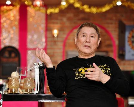 ２７時間テレビの会見でトークするビートたけし＝東京都江東区のフジテレビ湾岸スタジオ（撮影・西岡正）