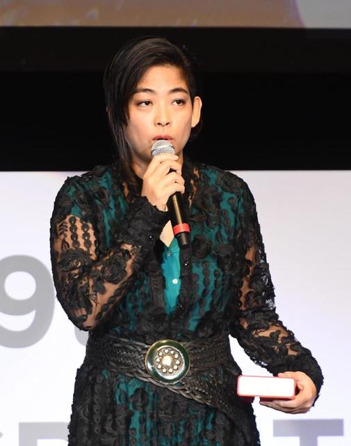 内田也哉子 母 樹木希林さん そっくりと言われ続け 嫌だったのはあのｃｍキャラ 芸能 デイリースポーツ Online