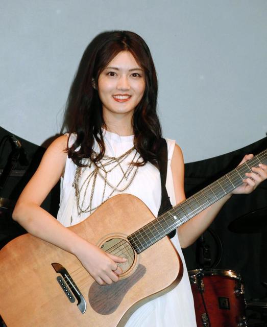 水谷果穂 22歳の誕生日にワンマンライブ…いつか武道館で/芸能/デイリー