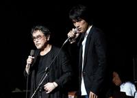 　２００８年に東京・鴬谷キネマ倶楽部で共演する原田芳雄さん（左）と江口洋介