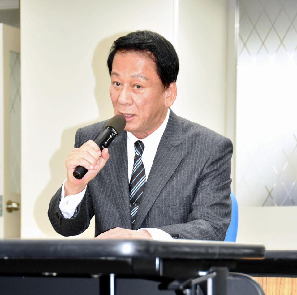 肝炎について訴える杉良太郎＝東京・日本労働組合連合総連合会