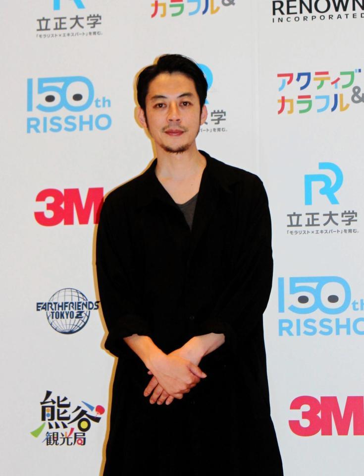 　講演を行ったキングコング・西野亮廣＝東京・立正大