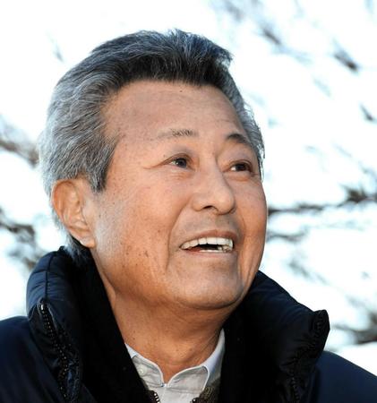 　１７年１月、松方弘樹さんが亡くなり、涙を流しながらも笑顔で思い出を語った梅宮辰夫さん　